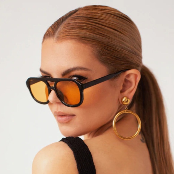 SHADY LADY ‘OLIVIA’ currently sold out - Picture 1 of 4